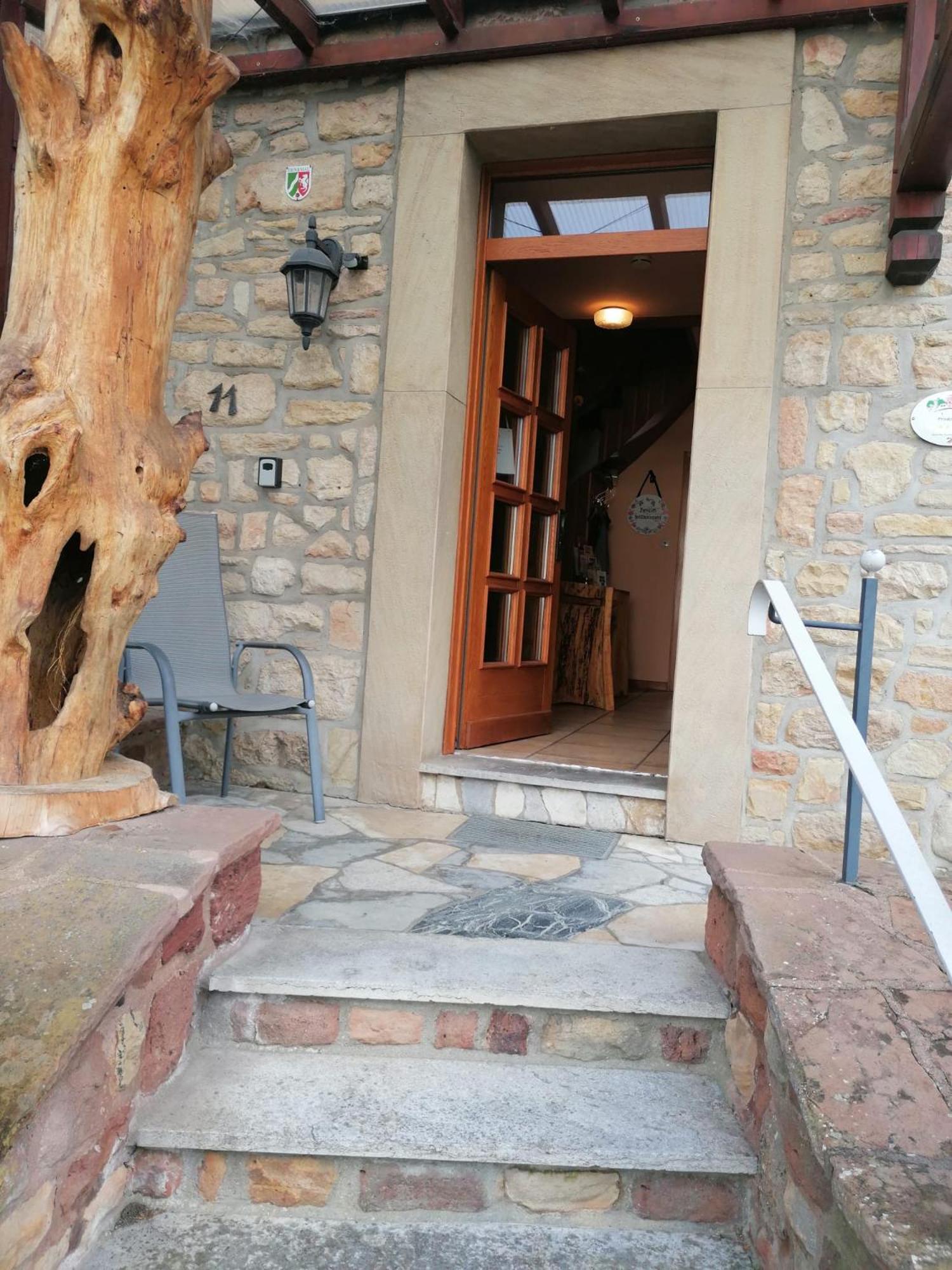 Gaestehaus Burg Molbach Kreuzau Bagian luar foto
