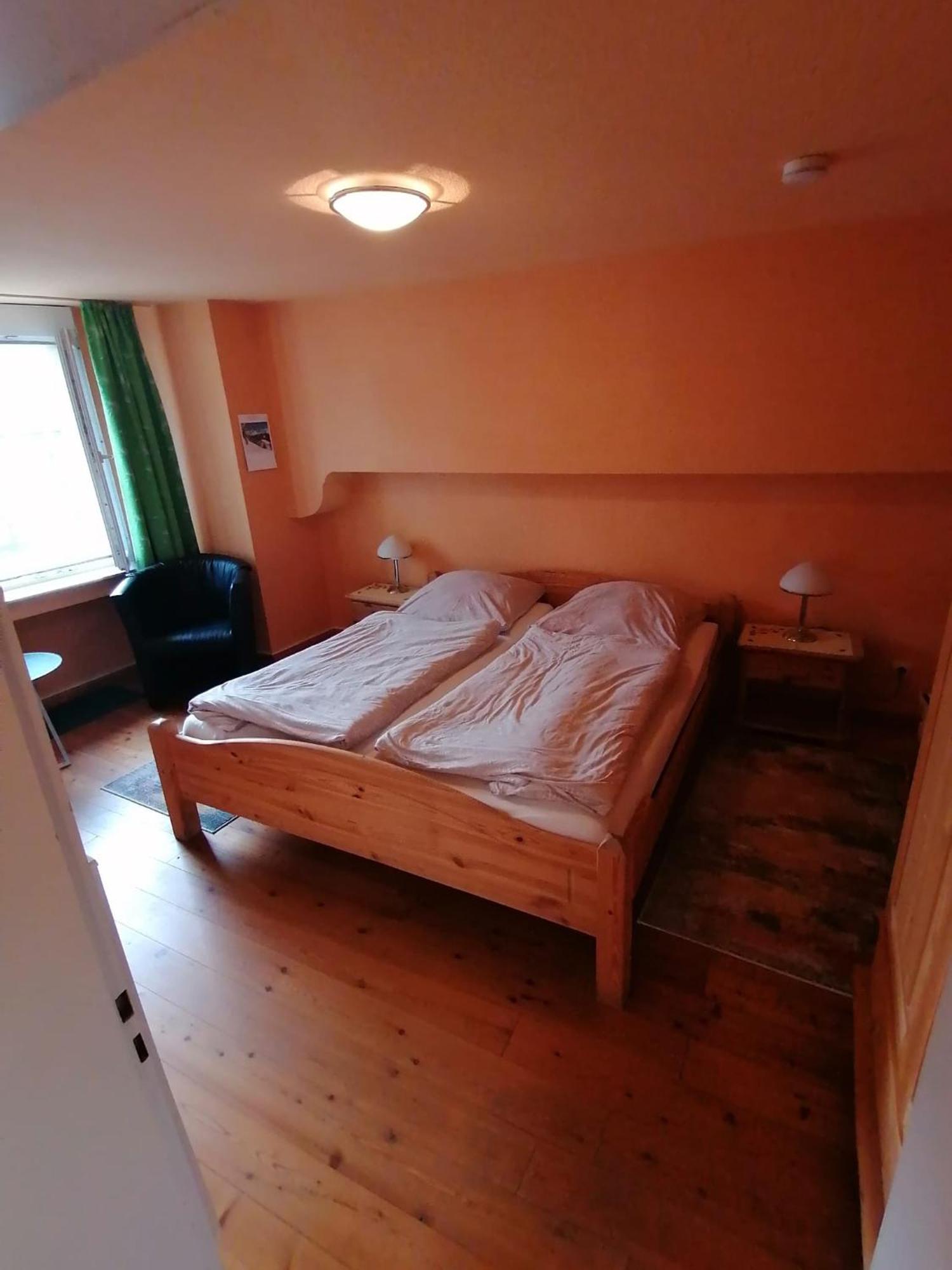 Gaestehaus Burg Molbach Kreuzau Bagian luar foto